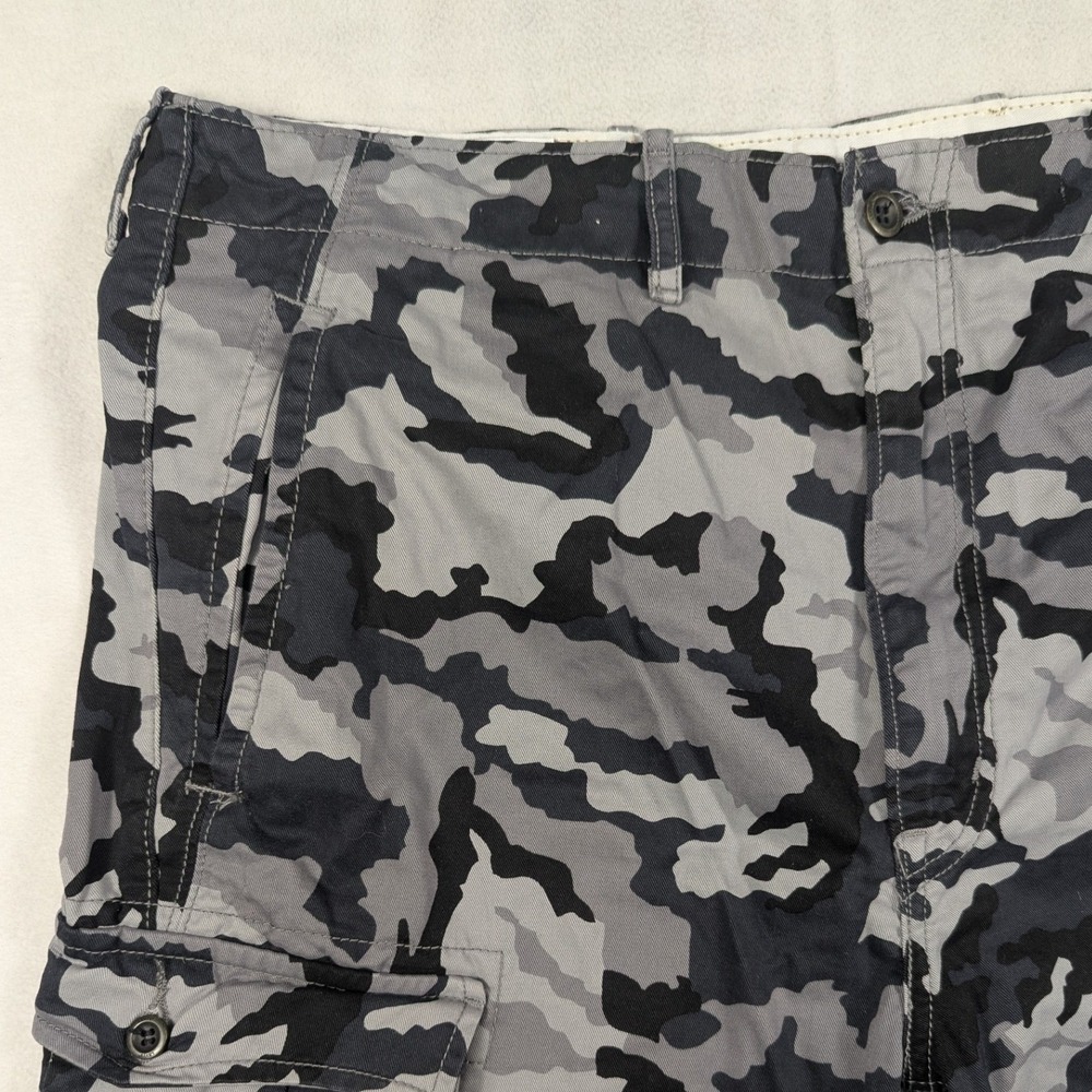 Levis Mens Grey Camo Cargo Pants Straight Leg Multi-Pocket W38 12462-0019